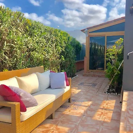 Luxury Ocean View Дом отдыха Адехе