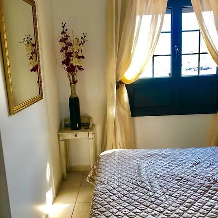 Luxury Ocean View Дом отдыха Адехе