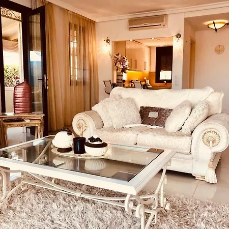 Nyaraló Luxury Ocean View *